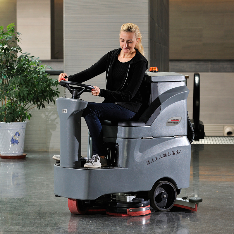 大商場大超市的地面清洗為什么要用洗地車？