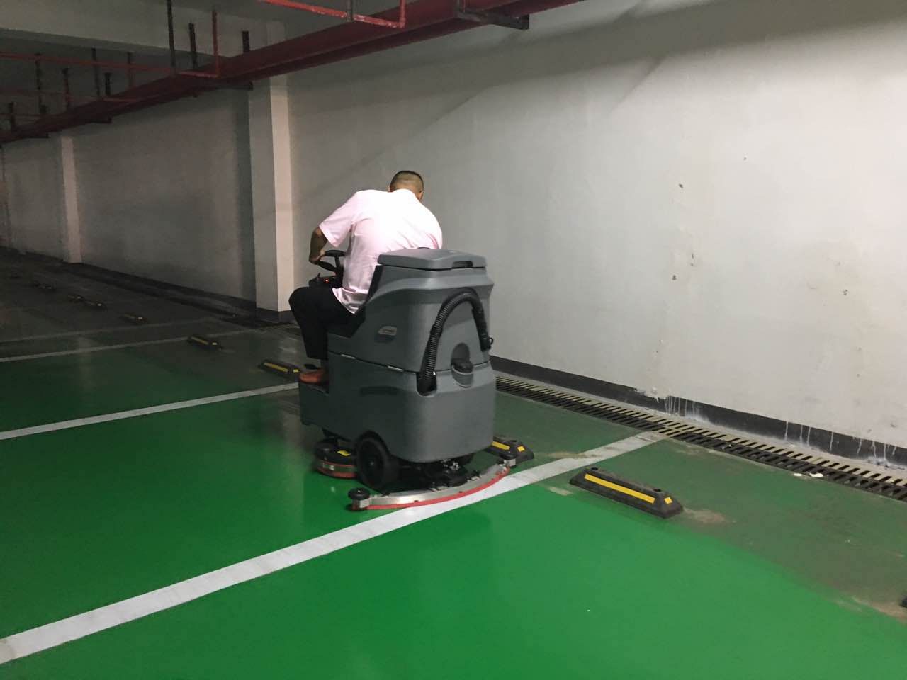 擦地機(jī)應(yīng)該如何選擇，哪款好？