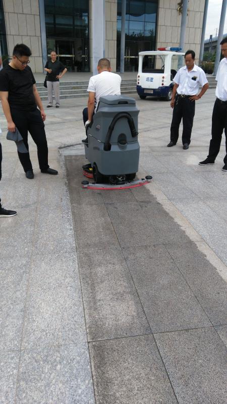 工廠治理地面粉塵有什么好辦法？