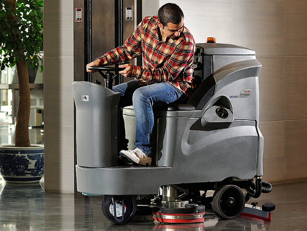 車站用洗地車的好處有哪些？